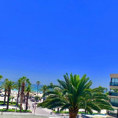 Formentor Beach primera linea de playa Apartment Salou Exterior foto