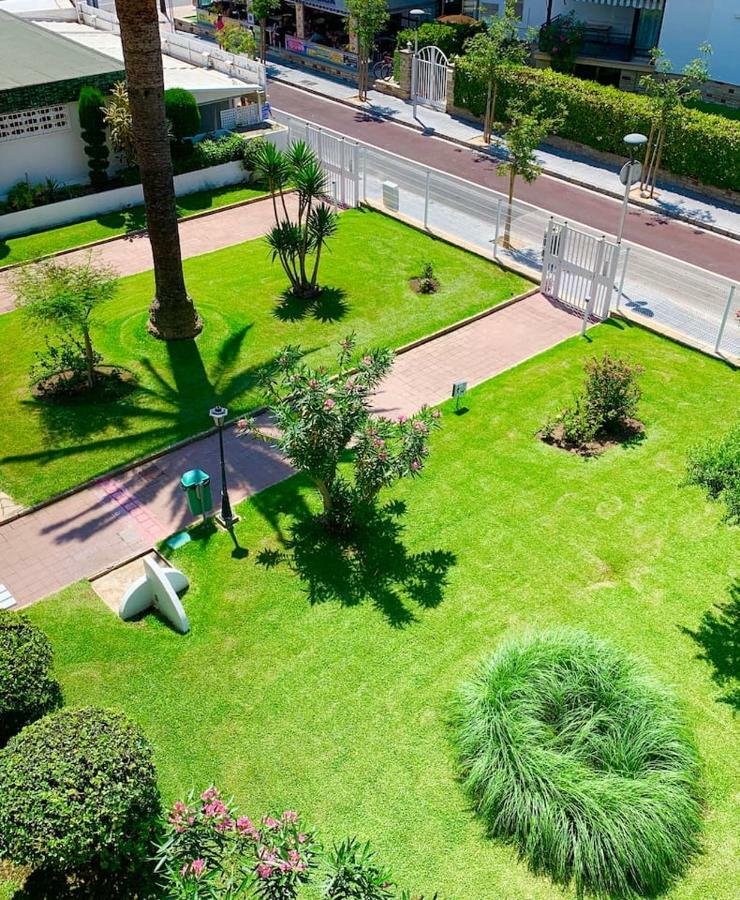 Formentor Beach primera linea de playa Apartment Salou Exterior foto