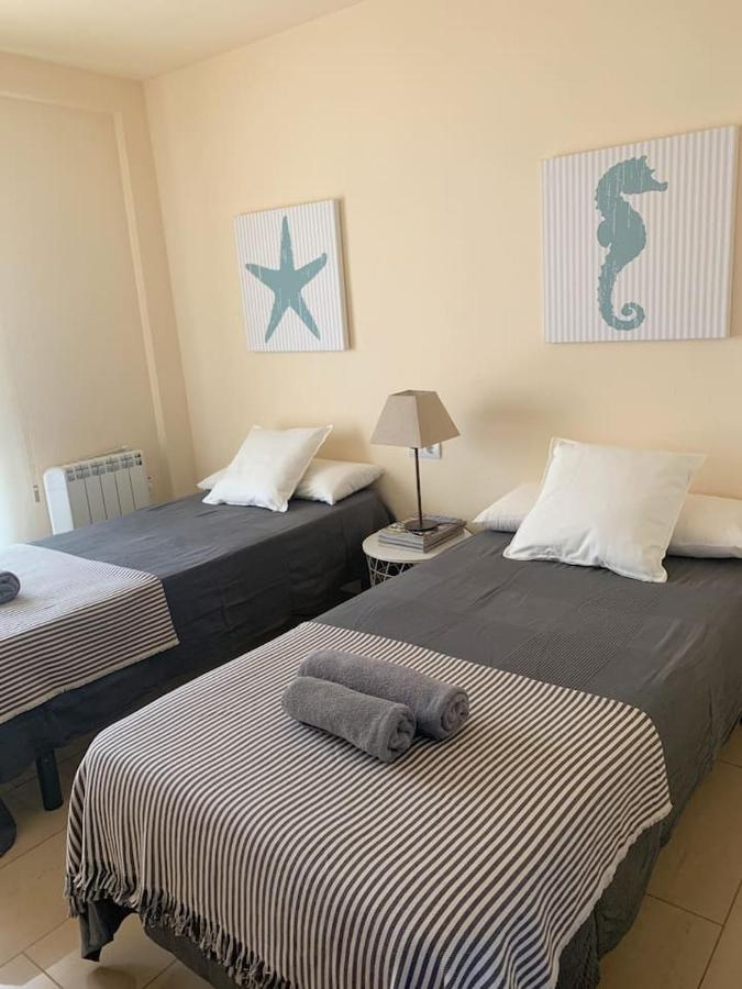 Formentor Beach primera linea de playa Apartment Salou Exterior foto